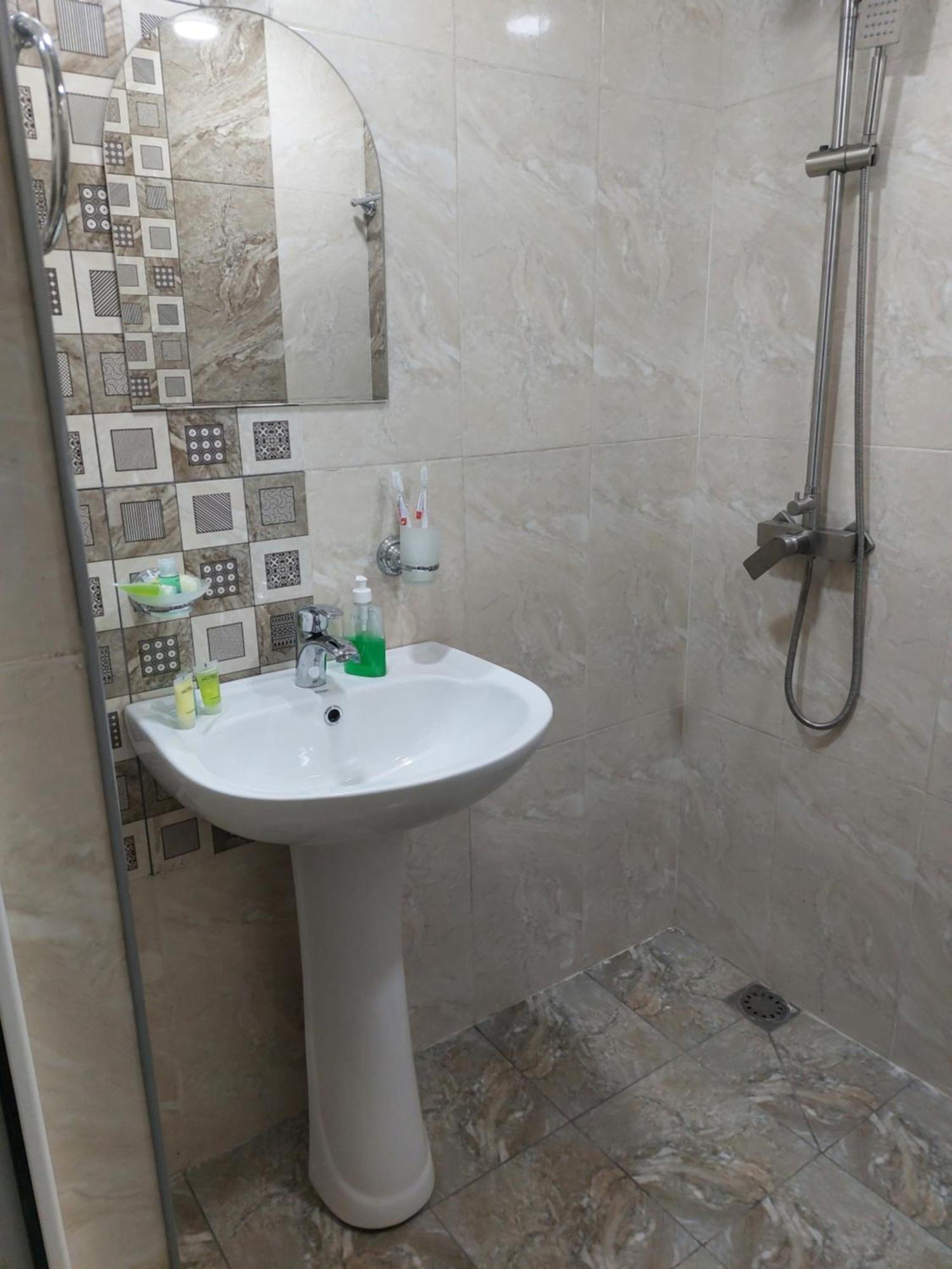 Welcome Erivan Exterior foto